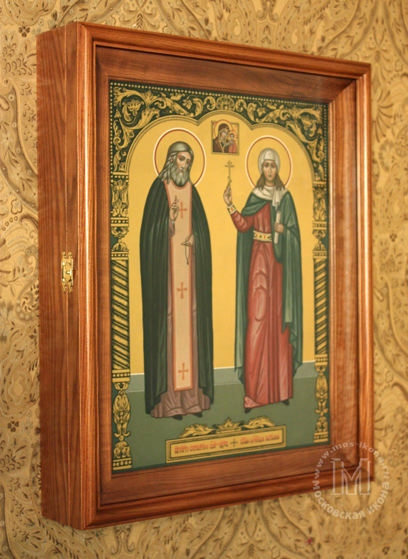 Икона с избранными Святыми : Святым Серафимом Саровским и Святой Татианой с Образом Казанской Божией Матери.